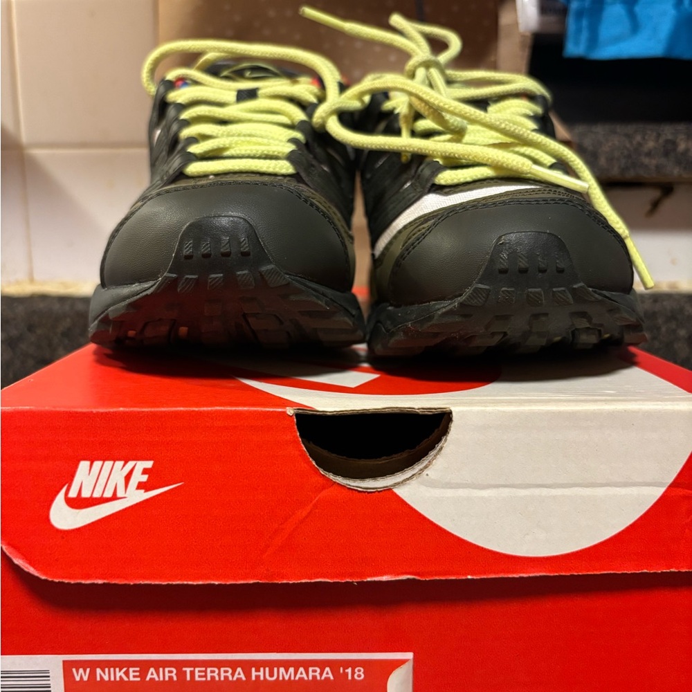 Nike Air Terra Humara Sneakers - Olive and Neon Yellow Women’s size 7